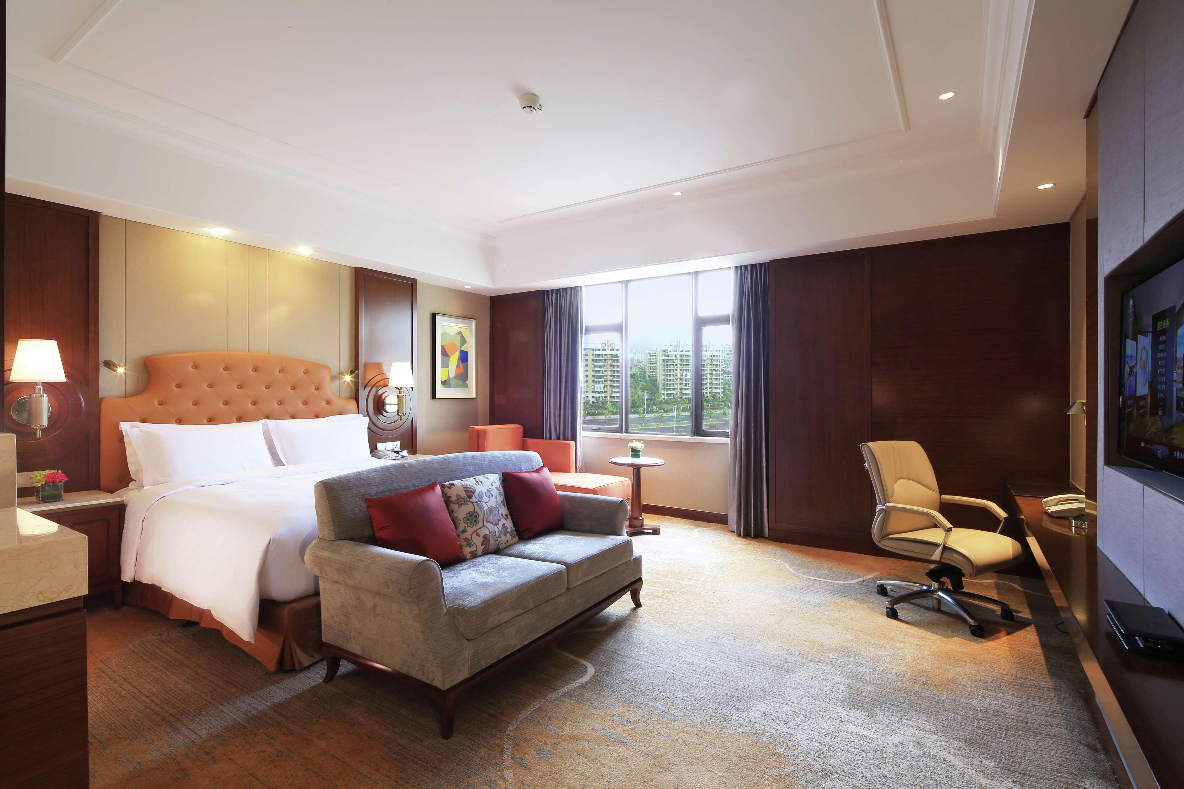 Doubletree By Hilton Ningbo - Chunxiao Hotel Kültér fotó