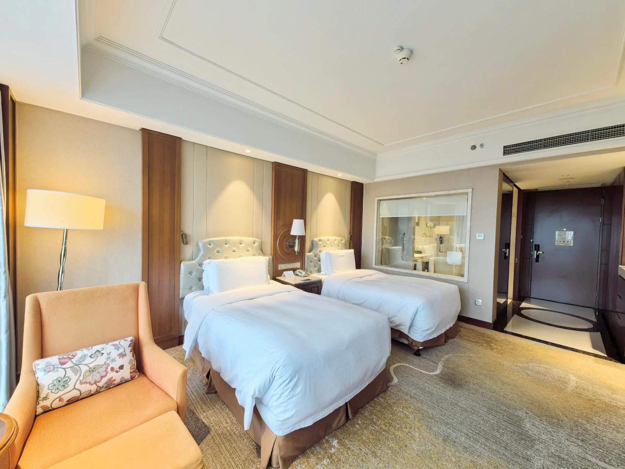 Doubletree By Hilton Ningbo - Chunxiao Hotel Kültér fotó