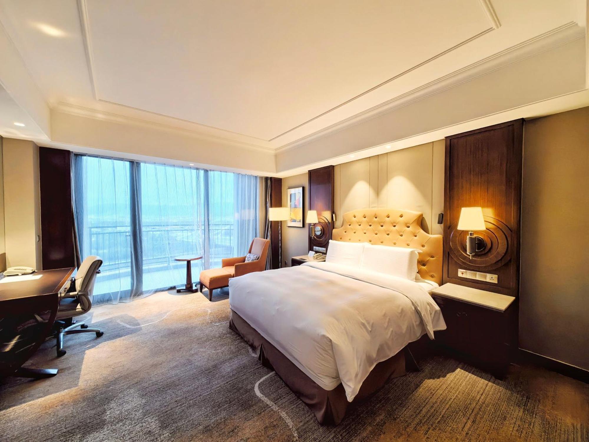 Doubletree By Hilton Ningbo - Chunxiao Hotel Kültér fotó