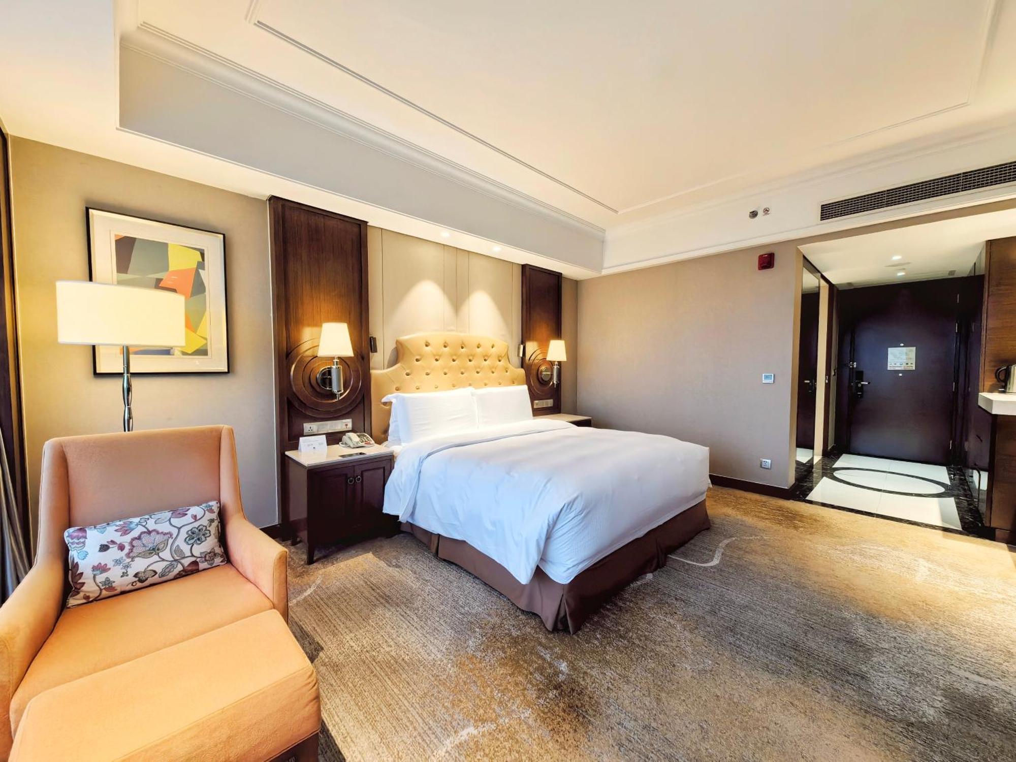 Doubletree By Hilton Ningbo - Chunxiao Hotel Kültér fotó