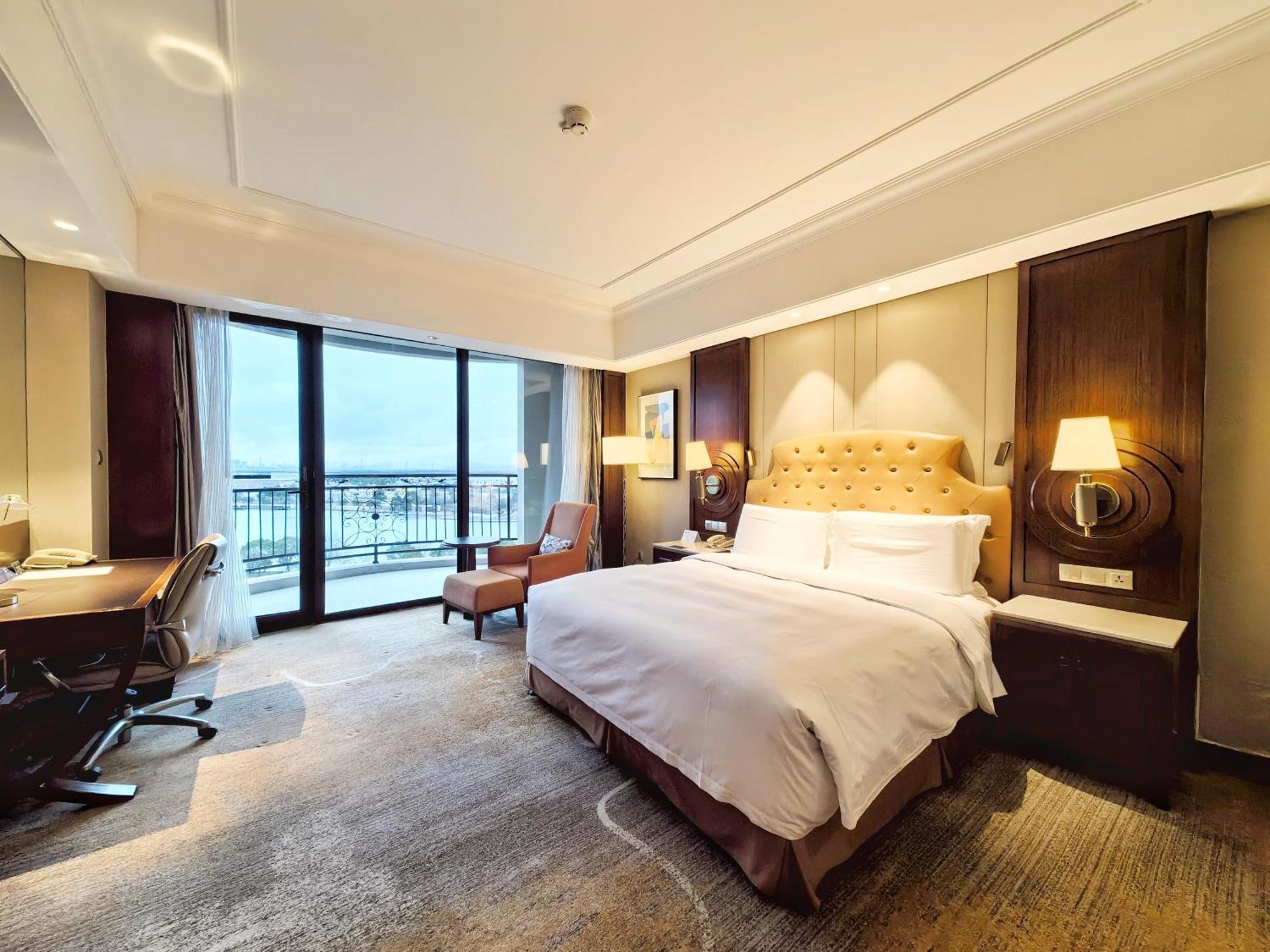 Doubletree By Hilton Ningbo - Chunxiao Hotel Kültér fotó