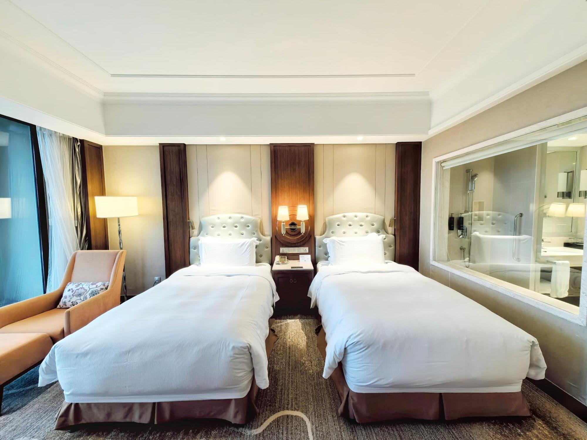Doubletree By Hilton Ningbo - Chunxiao Hotel Kültér fotó
