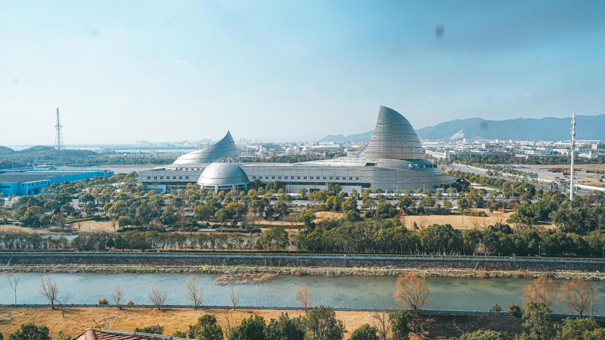 Doubletree By Hilton Ningbo - Chunxiao Hotel Kültér fotó