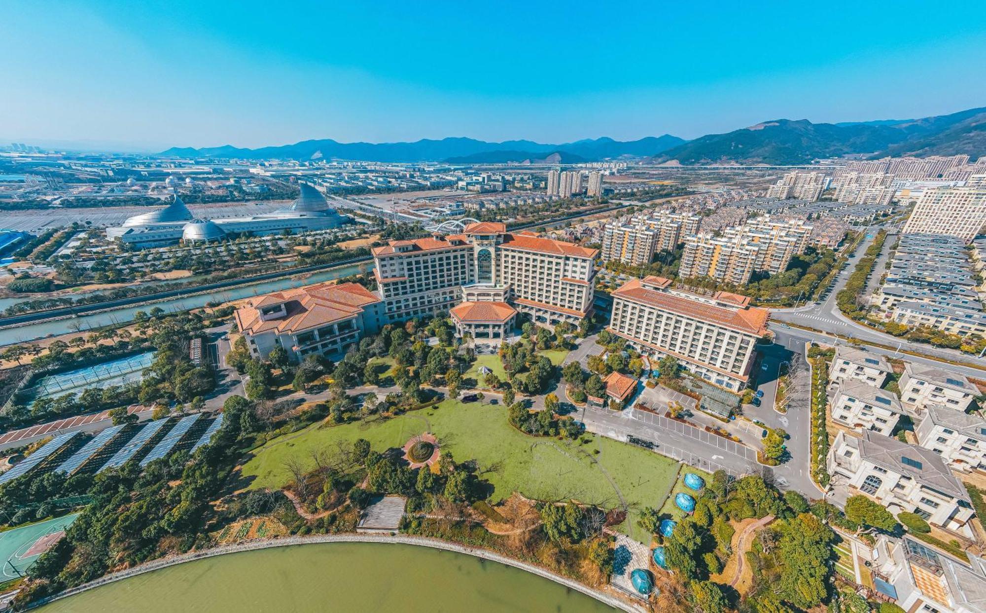 Doubletree By Hilton Ningbo - Chunxiao Hotel Kültér fotó
